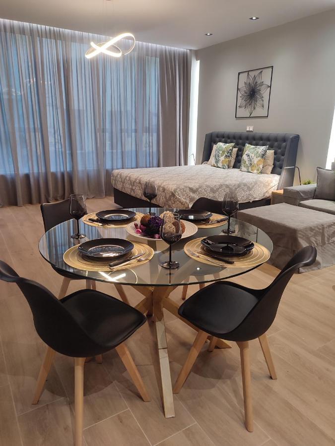 Amazing Apartments @ Monastiraki Subway Station Athens Luaran gambar