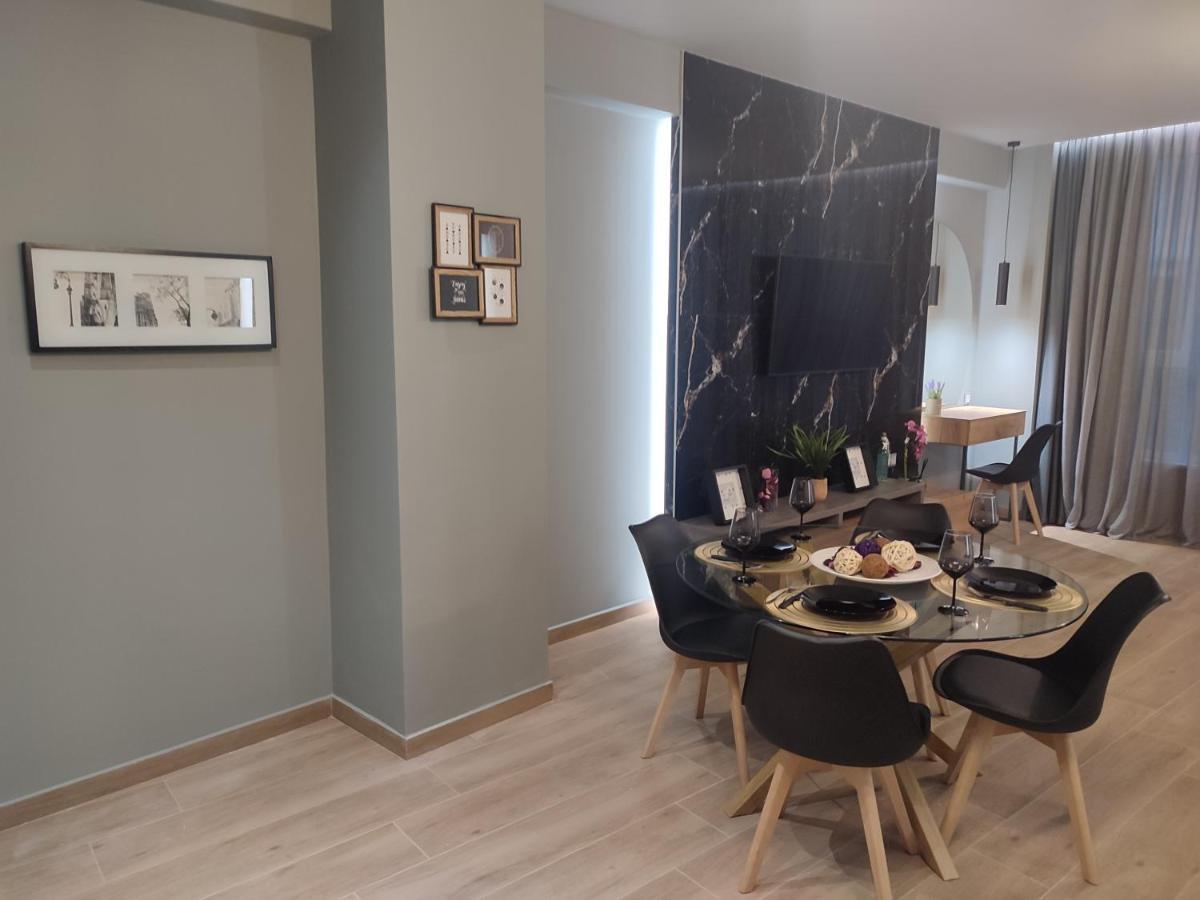 Amazing Apartments @ Monastiraki Subway Station Athens Luaran gambar