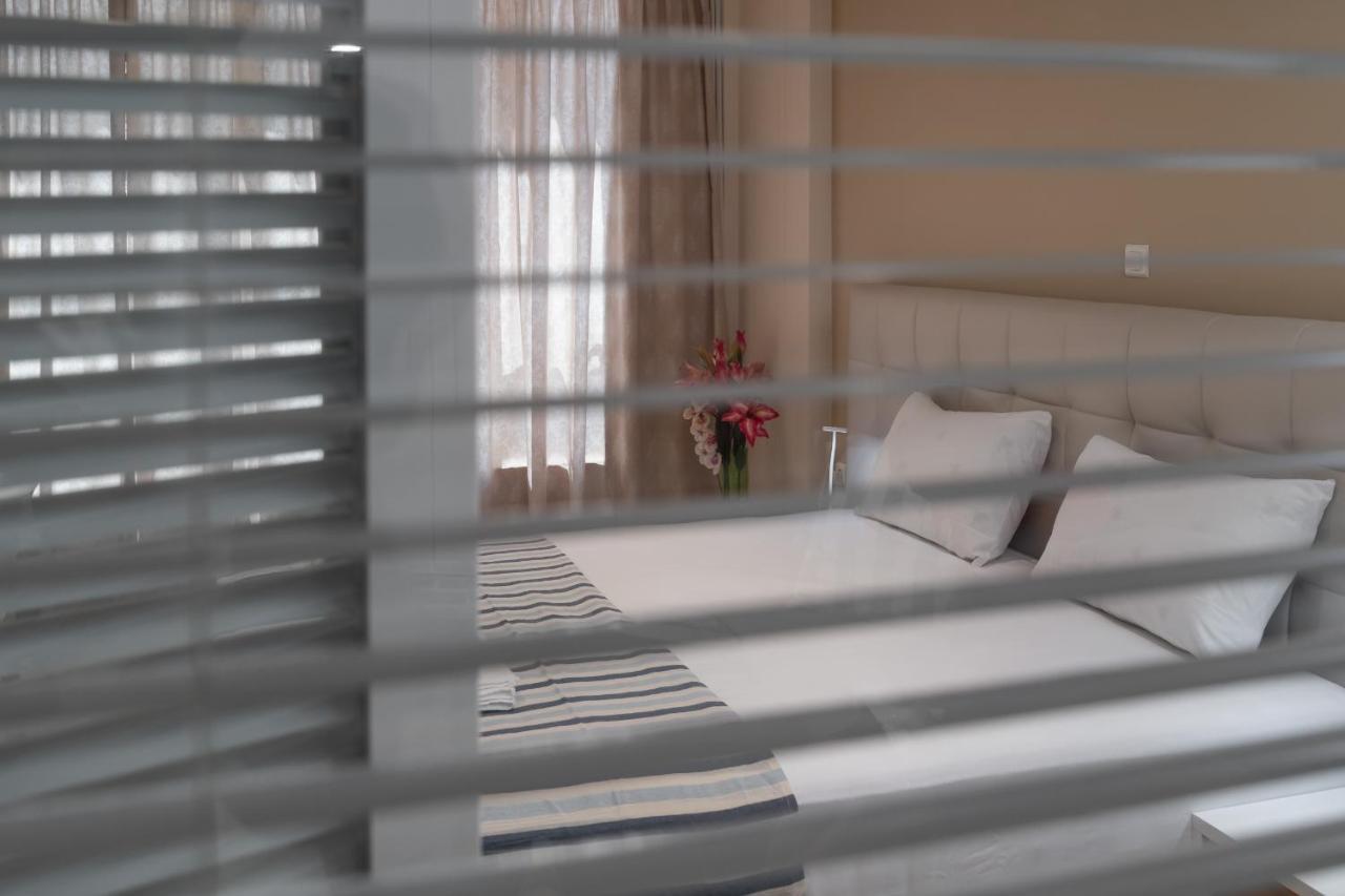 Amazing Apartments @ Monastiraki Subway Station Athens Luaran gambar