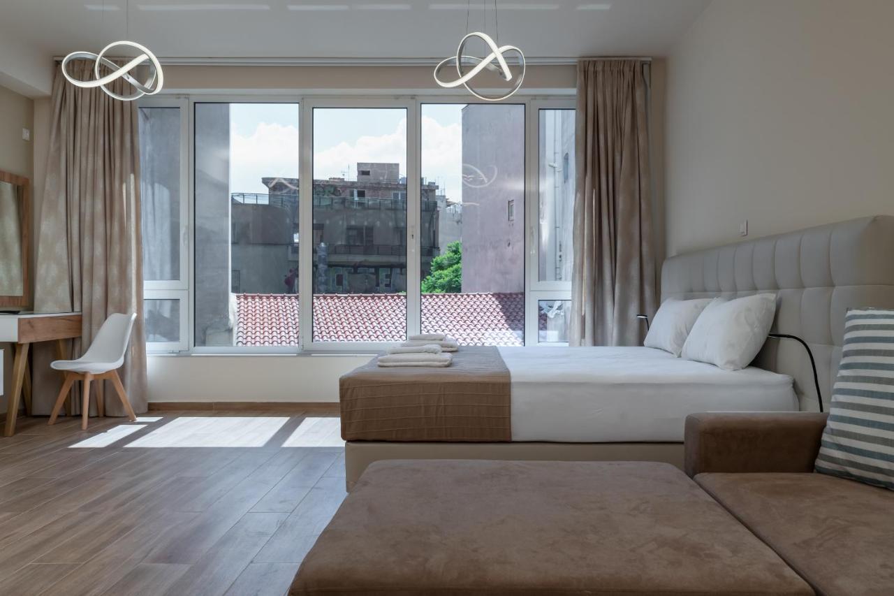 Amazing Apartments @ Monastiraki Subway Station Athens Luaran gambar